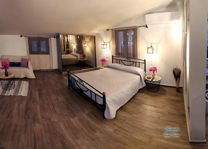 Alexander Holiday home *