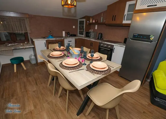 Holiday home Alexander Myrties