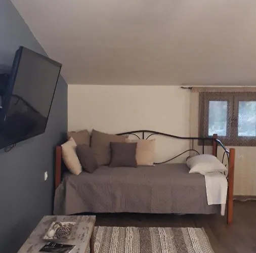 Holiday home Alexander Myrties